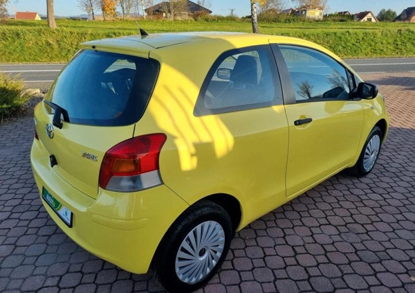 Toyota Yaris cena 11700 przebieg: 235700, rok produkcji 2010 z Kłodzko małe 529